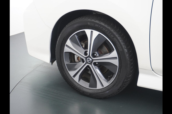 Nissan Leaf Tekna 40 kWh RIJKLAARPRIJS INCL. 12MND BOVAG GARANTIE | GOED ONDERHOUDEN