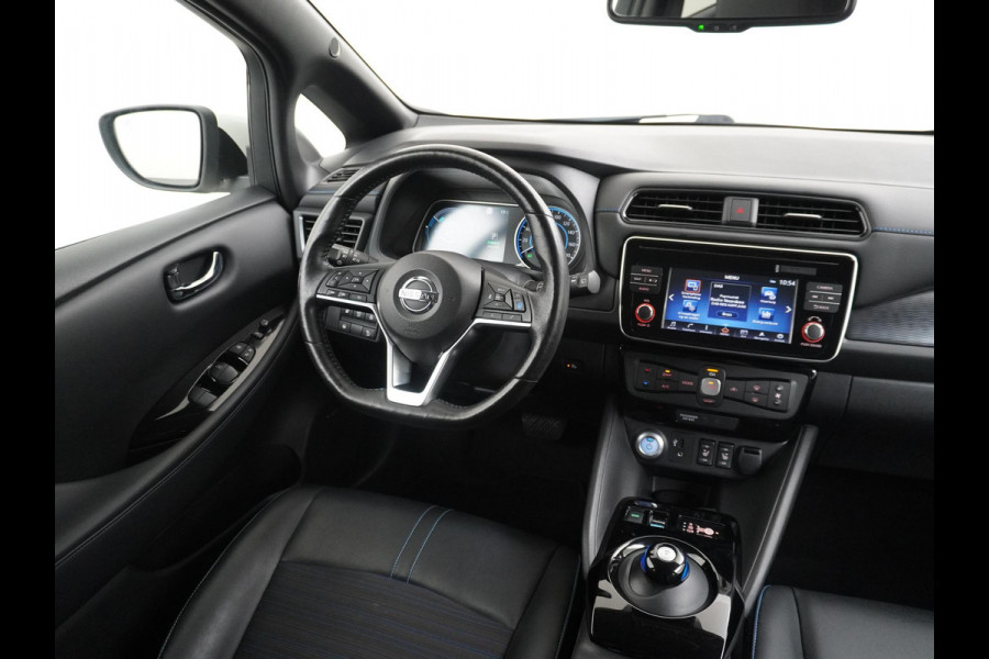 Nissan Leaf Tekna 40 kWh RIJKLAARPRIJS INCL. 12MND BOVAG GARANTIE | GOED ONDERHOUDEN