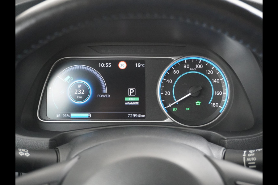 Nissan Leaf Tekna 40 kWh RIJKLAARPRIJS INCL. 12MND BOVAG GARANTIE | GOED ONDERHOUDEN