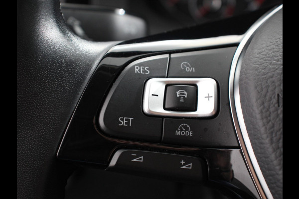 Volkswagen Polo 1.0 TSI DSG Comfortline Plus Volkswagen Polo 1.0 TSI Comfortline | Navigatie | Apple Carplay/Android Auto | Climate Control | Adaptive Cruise Control | Extra Getint Glas | Voorstoelen Verwarmd |