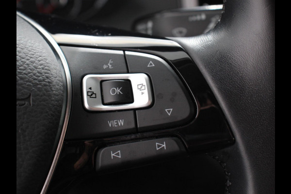 Volkswagen Polo 1.0 TSI DSG Comfortline Plus Volkswagen Polo 1.0 TSI Comfortline | Navigatie | Apple Carplay/Android Auto | Climate Control | Adaptive Cruise Control | Extra Getint Glas | Voorstoelen Verwarmd |