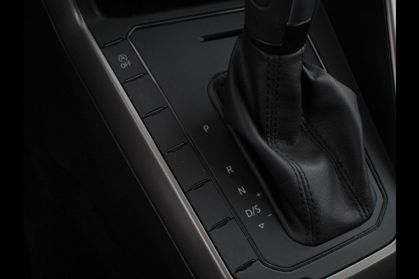 Volkswagen Polo 1.0 TSI DSG Comfortline Plus Volkswagen Polo 1.0 TSI Comfortline | Navigatie | Apple Carplay/Android Auto | Climate Control | Adaptive Cruise Control | Extra Getint Glas | Voorstoelen Verwarmd |