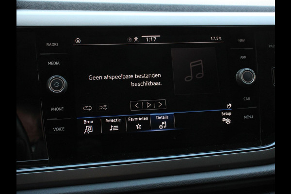 Volkswagen Polo 1.0 TSI DSG Comfortline Plus Volkswagen Polo 1.0 TSI Comfortline | Navigatie | Apple Carplay/Android Auto | Climate Control | Adaptive Cruise Control | Extra Getint Glas | Voorstoelen Verwarmd |