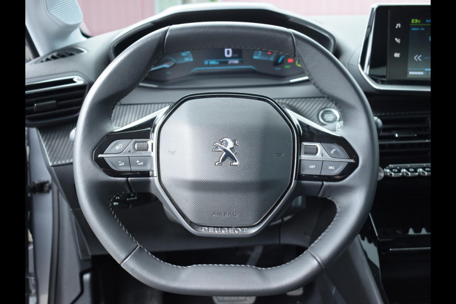 Peugeot e-208 EV Allure 50 kWh 3 FASE | CARPLAY | PARKEERSENSOREN | E.C.C. |