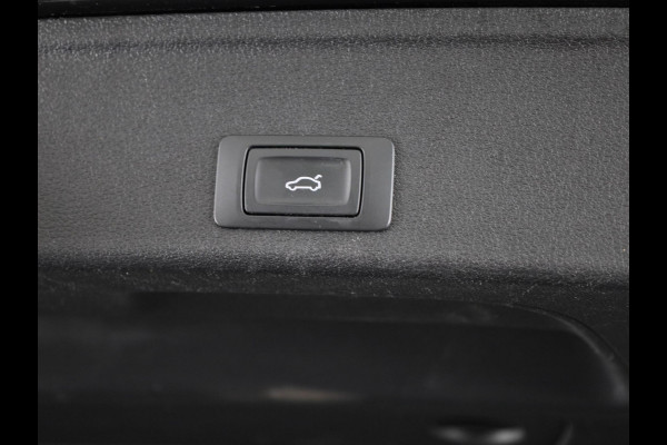 Audi A4 Avant 35 TFSI S edition Competition 150PK | Navigatie | Parkeercamera | 18 inch Lichmetalen velgen | Adaptive cruise controle