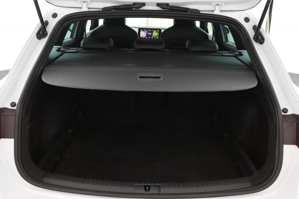 Seat Leon Sportstourer 1.5 TSI FR Launch Edition*ACC*HAAK*ECC*NAVI*LED*