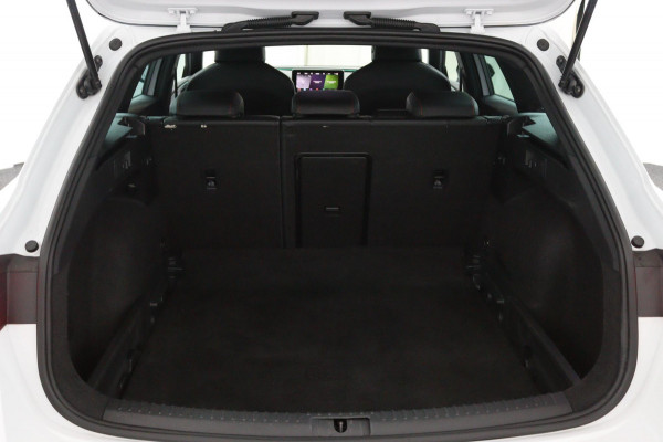 Seat Leon Sportstourer 1.5 TSI FR Launch Edition*ACC*HAAK*ECC*NAVI*LED*