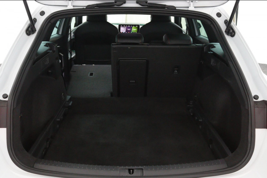 Seat Leon Sportstourer 1.5 TSI FR Launch Edition*ACC*HAAK*ECC*NAVI*LED*