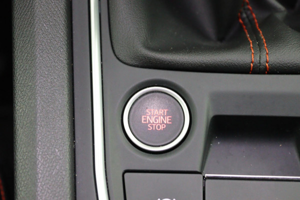 Seat Leon Sportstourer 1.5 TSI FR Launch Edition*ACC*HAAK*ECC*NAVI*LED*