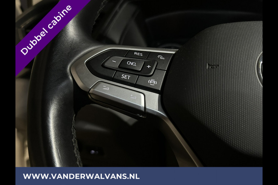 Volkswagen Transporter 2.0 TDI L2H1 Dubbele Cabine Euro6 Airco | 5-Zits | Navigatie | Trekhaak | Apple Carplay Android Auto, Cruisecontrol, Parkeersensoren