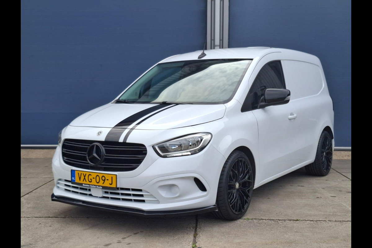 Mercedes-Benz Citan 108 CDI L1 Base AIRCO / CRUISE CONTROLE / VERLAAGD / SPOILERS / CARPLAY Mercedes-Benz Citan 108 CDI L1 Base AIRCO / CRUISE CONTROLE / VERLAAGD / SPOILERS / CARPLAY