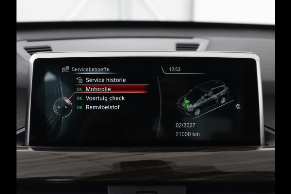 BMW X1 xDrive20i High Executive | Panoramadak | Leder | Stoel & stuurverwarming | Trekhaak | Park Assist | DAB | Navigatie | Full LED | Sportstoelen