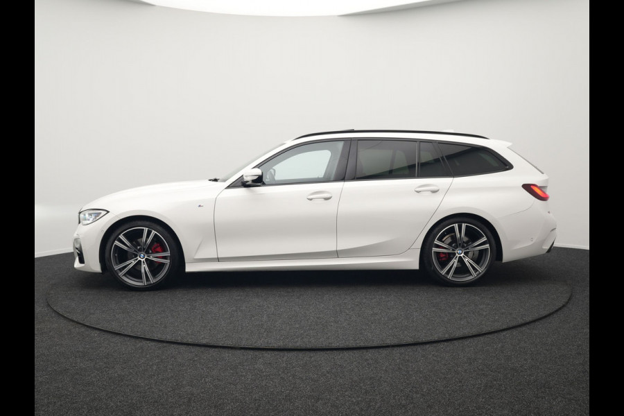BMW 3 Serie Touring 320i M Sport Automaat 184 pk Dealer O.H. | Panodak | Adaptive Cruise | Laser LED | Adaptive Onderstel | Lederen Sportstoelen Memory | Keyless | Carplay |