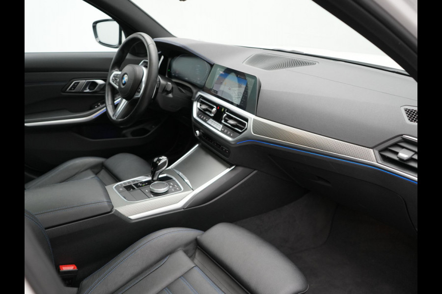 BMW 3 Serie Touring 320i M Sport Automaat 184 pk Dealer O.H. | Panodak | Adaptive Cruise | Laser LED | Adaptive Onderstel | Lederen Sportstoelen Memory | Keyless | Carplay |