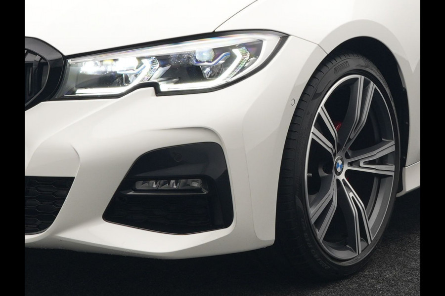 BMW 3 Serie Touring 320i M Sport Automaat 184 pk Dealer O.H. | Panodak | Adaptive Cruise | Laser LED | Adaptive Onderstel | Lederen Sportstoelen Memory | Keyless | Carplay |