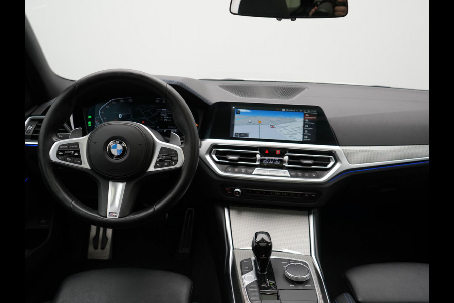 BMW 3 Serie Touring 320i M Sport Automaat 184 pk Dealer O.H. | Panodak | Adaptive Cruise | Laser LED | Adaptive Onderstel | Lederen Sportstoelen Memory | Keyless | Carplay |