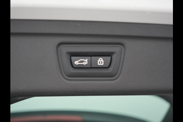BMW 3 Serie Touring 320i M Sport Automaat 184 pk Dealer O.H. | Panodak | Adaptive Cruise | Laser LED | Adaptive Onderstel | Lederen Sportstoelen Memory | Keyless | Carplay |