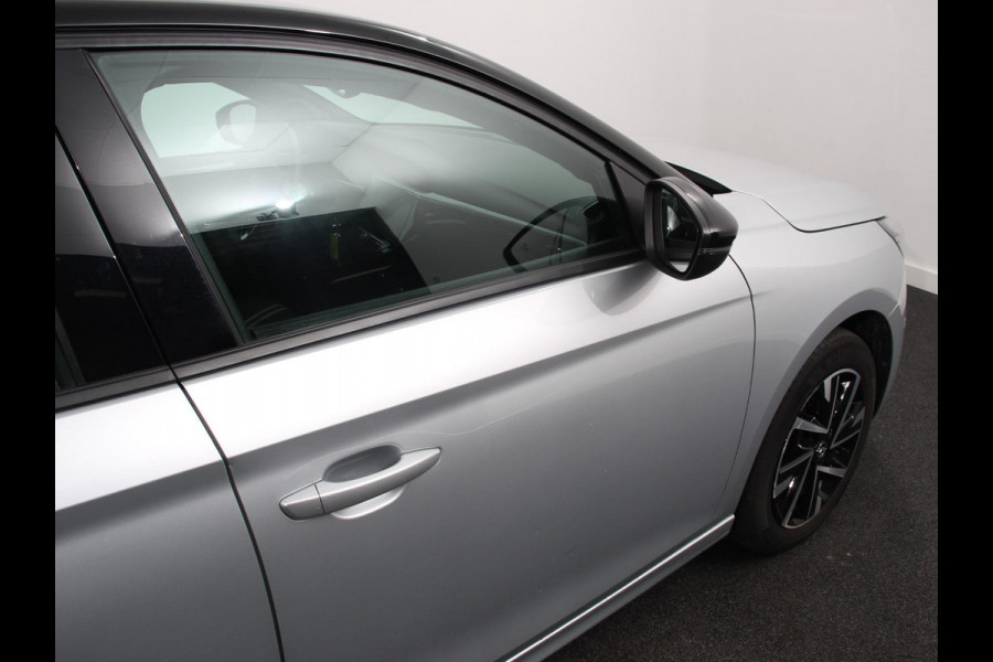 Opel Corsa 1.2 Turbo 100pk Automaat GS | Navigatie | Apple Carplay/Android Auto | Digitale Cockpit | Camera | Parkeer sensoren | Airco |