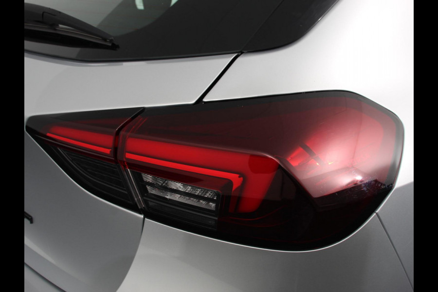 Opel Corsa 1.2 Turbo 100pk Automaat GS | Navigatie | Apple Carplay/Android Auto | Digitale Cockpit | Camera | Parkeer sensoren | Airco |