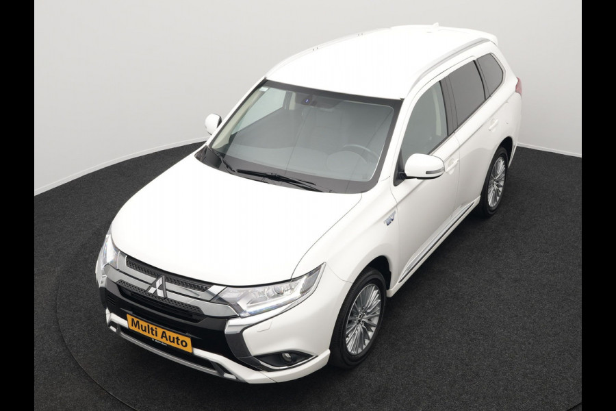 Mitsubishi Outlander 2.4 Intense Plug In Hybrid 225pk Dealer O.H. PHEV | Trekhaak Afneembaar | Alcantara Sportstoelen  Apple Carplay | Stoelverwarming | Cruise Control | Climate Control | DAB |