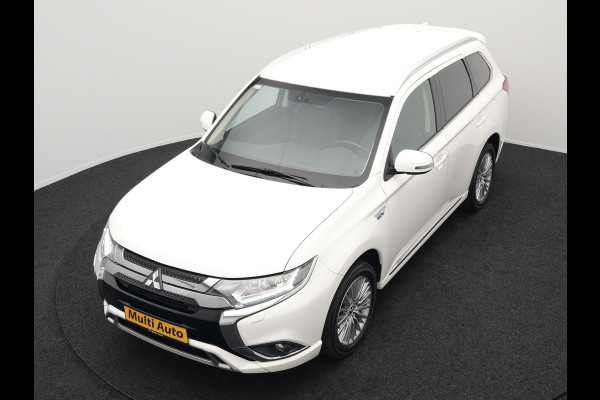 Mitsubishi Outlander 2.4 Intense Plug In Hybrid 225pk Dealer O.H. PHEV | Trekhaak Afneembaar | Alcantara Sportstoelen  Apple Carplay | Stoelverwarming | Cruise Control | Climate Control | DAB |