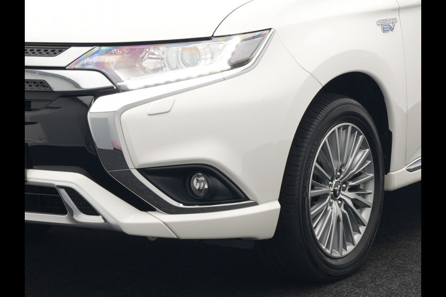 Mitsubishi Outlander 2.4 Intense Plug In Hybrid 225pk Dealer O.H. PHEV | Trekhaak Afneembaar | Alcantara Sportstoelen  Apple Carplay | Stoelverwarming | Cruise Control | Climate Control | DAB |