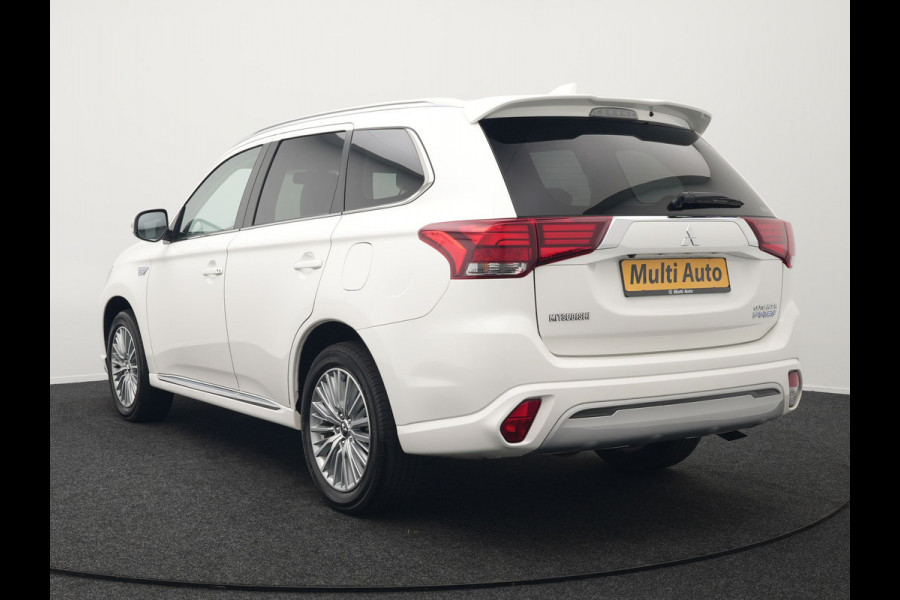 Mitsubishi Outlander 2.4 Intense Plug In Hybrid 225pk Dealer O.H. PHEV | Trekhaak Afneembaar | Alcantara Sportstoelen  Apple Carplay | Stoelverwarming | Cruise Control | Climate Control | DAB |