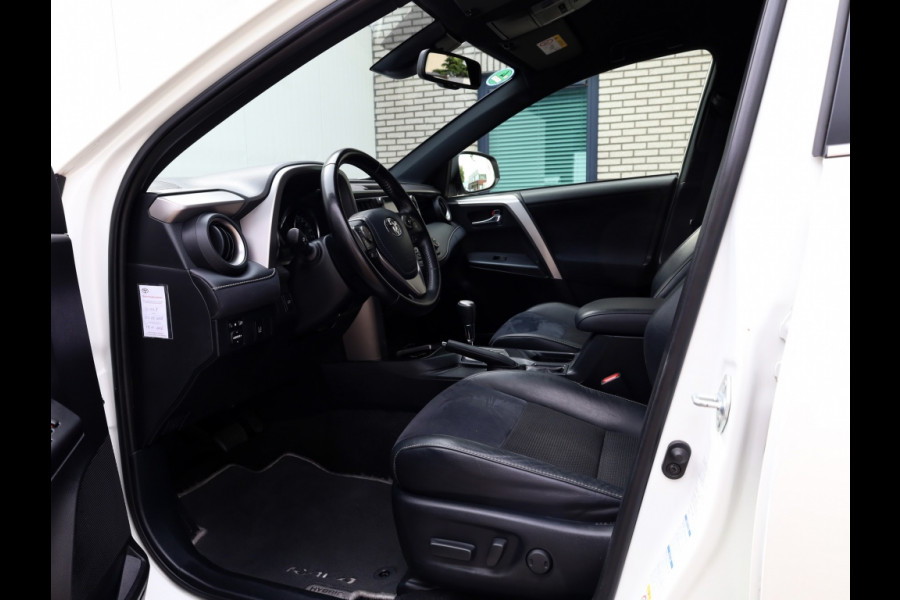 Toyota RAV4 2.5 Hybrid AWD Style | Half Leder | 360 Camera | Trekhaak
