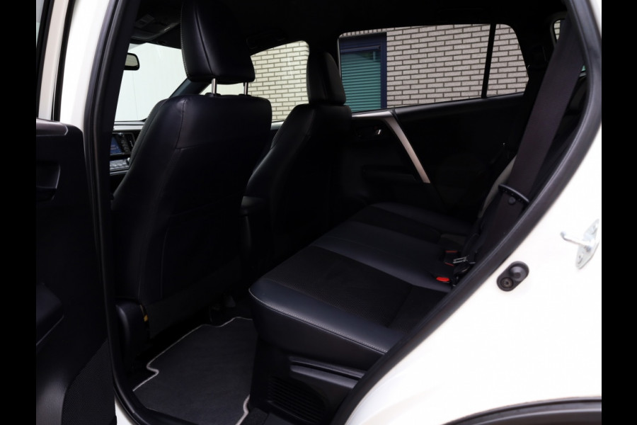 Toyota RAV4 2.5 Hybrid AWD Style | Half Leder | 360 Camera | Trekhaak