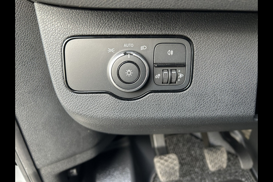 Mercedes-Benz Sprinter 317 CDI L2 H2 Trekhaak / MBUX / Navigatie / Camera / Cruise control / Airco / 270 Graden achterdeuren