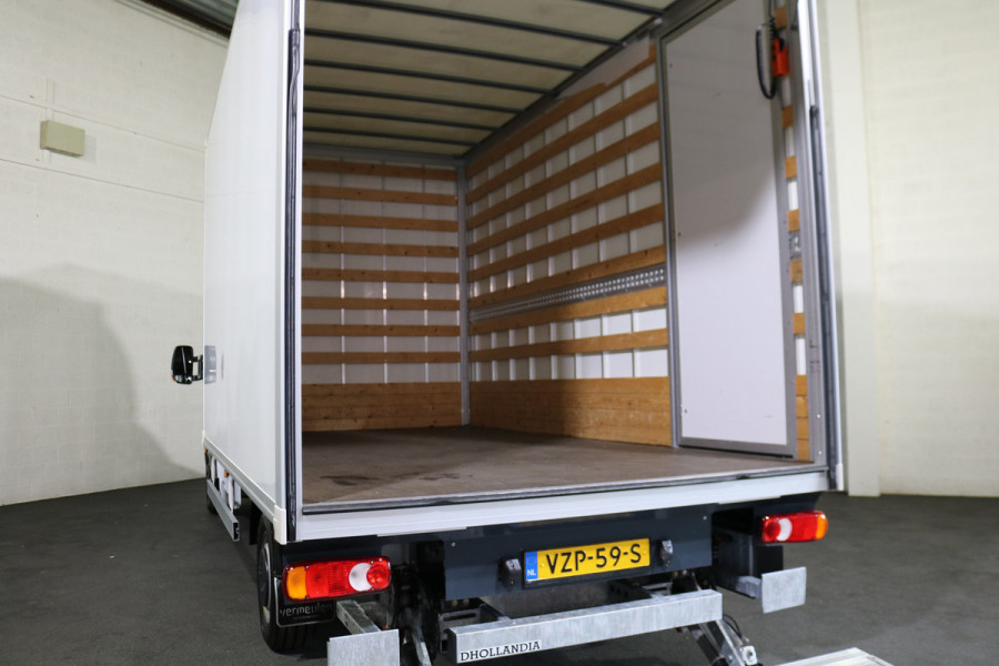 Renault Master 2.3 dCi 145pk Bakwagen met Laadklep