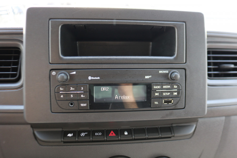 Renault Master 2.3 dCi 145pk Bakwagen met Laadklep