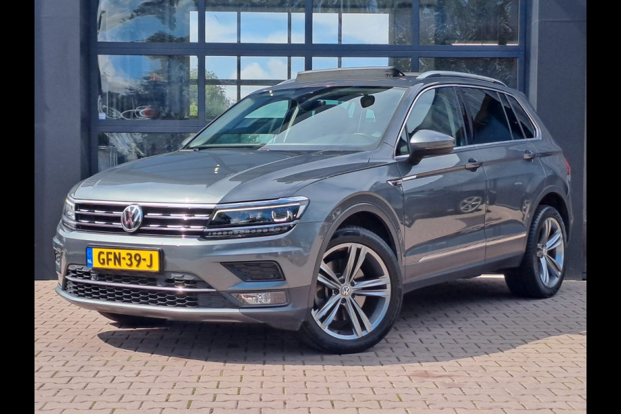 Volkswagen Tiguan 2.0 TSI 4Motion Highline Business R | ACC | LED | Pano | Stoelverwarming | Virutal | Pano | 4X4 |