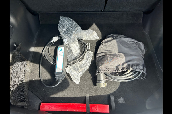 Nissan Leaf N-Connecta 40 kWh 91% SOH 1e EIG NL-Auto Rijklaarprijs!