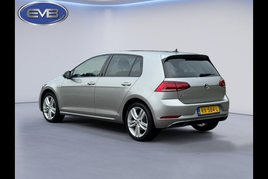 Volkswagen e-Golf E-Golf, warmtepomp, achteruitrijcamera, adaptief cruise control, NL auto met nationale auto pas