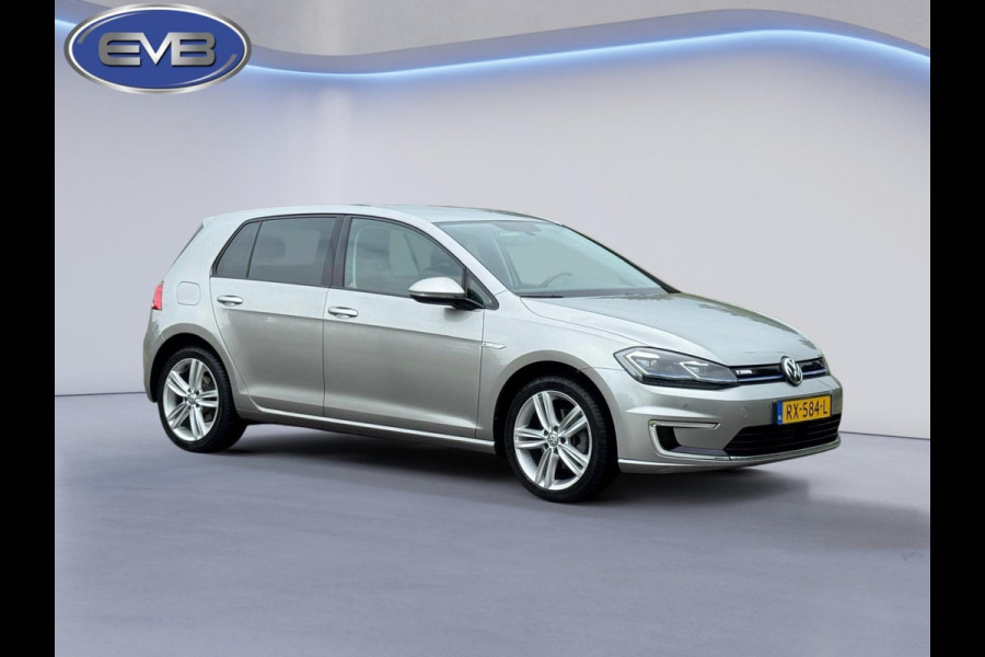 Volkswagen e-Golf E-Golf, warmtepomp, achteruitrijcamera, adaptief cruise control, NL auto met nationale auto pas
