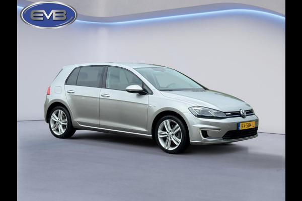 Volkswagen e-Golf E-Golf, warmtepomp, achteruitrijcamera, adaptief cruise control, NL auto met nationale auto pas