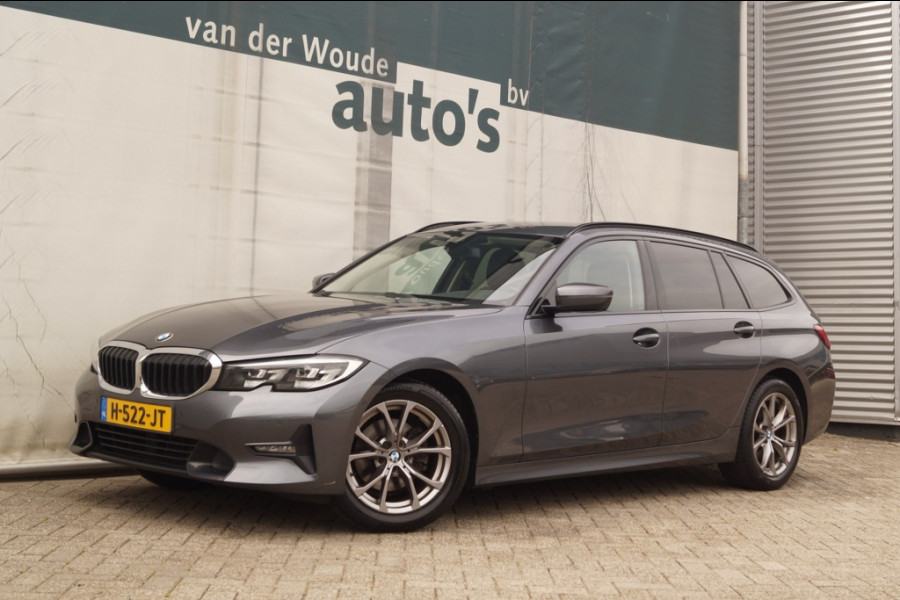 BMW 3 Serie Touring 320i Automaat 184pk Executive Edition -LEER-