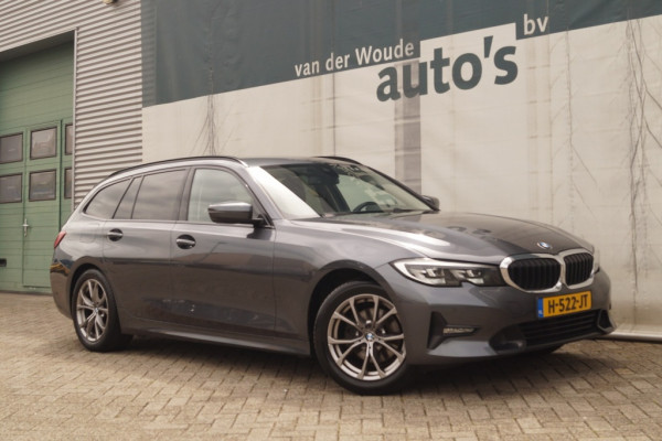 BMW 3 Serie Touring 320i Automaat 184pk Executive Edition -LEER-