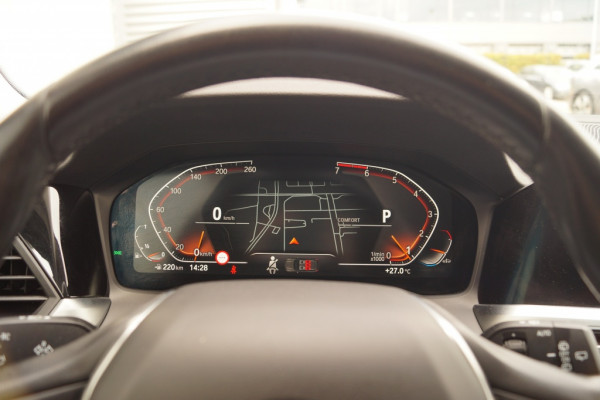 BMW 3 Serie Touring 320i Automaat 184pk Executive Edition -LEER-