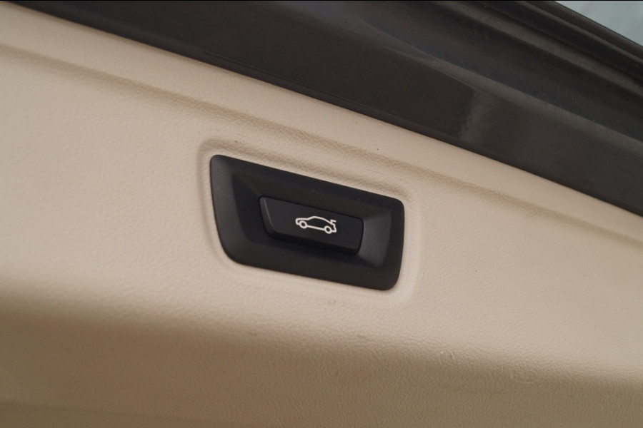 BMW 3 Serie Touring 320i Automaat 184pk Executive Edition -LEER-