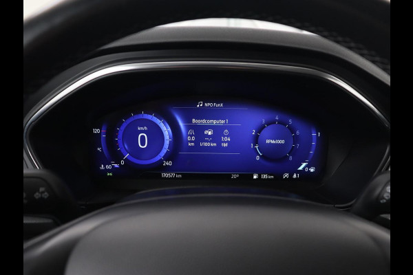 Ford Focus 1.0 EcoBoost Hybrid Titanium X | Stoel & stuurverwarming | Camera | Trekhaak | Carplay | Digital Cockpit | Full LED | Keyless