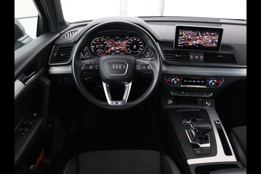 Audi Q5 50 TFSIe quattro S edition | B&O 3D Sound | Stoelverwarming | Carplay | Virtual Cockpit | Sportstoelen | Navigatie Plus | Full LED | Half leder | Parkeerhulp | Keyless | 20'' lichtmetalen velgen | S Line