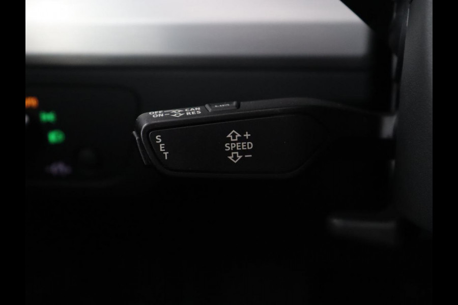 Audi Q5 50 TFSIe quattro S edition | B&O 3D Sound | Stoelverwarming | Carplay | Virtual Cockpit | Sportstoelen | Navigatie Plus | Full LED | Half leder | Parkeerhulp | Keyless | 20'' lichtmetalen velgen | S Line