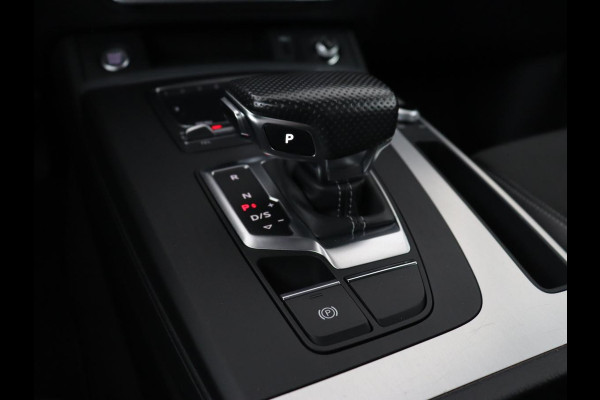 Audi Q5 50 TFSIe quattro S edition | B&O 3D Sound | Stoelverwarming | Carplay | Virtual Cockpit | Sportstoelen | Navigatie Plus | Full LED | Half leder | Parkeerhulp | Keyless | 20'' lichtmetalen velgen | S Line