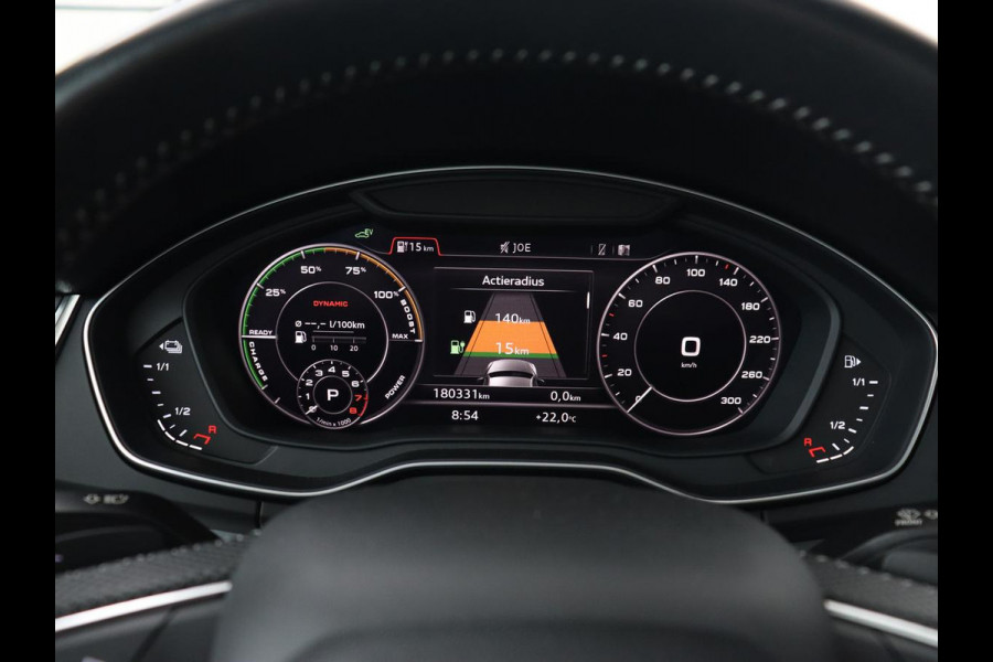 Audi Q5 50 TFSIe quattro S edition | B&O 3D Sound | Stoelverwarming | Carplay | Virtual Cockpit | Sportstoelen | Navigatie Plus | Full LED | Half leder | Parkeerhulp | Keyless | 20'' lichtmetalen velgen | S Line