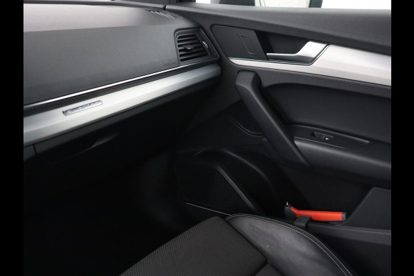 Audi Q5 50 TFSIe quattro S edition | B&O 3D Sound | Stoelverwarming | Carplay | Virtual Cockpit | Sportstoelen | Navigatie Plus | Full LED | Half leder | Parkeerhulp | Keyless | 20'' lichtmetalen velgen | S Line
