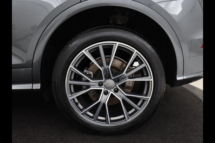 Audi Q5 50 TFSIe quattro S edition | B&O 3D Sound | Stoelverwarming | Carplay | Virtual Cockpit | Sportstoelen | Navigatie Plus | Full LED | Half leder | Parkeerhulp | Keyless | 20'' lichtmetalen velgen | S Line