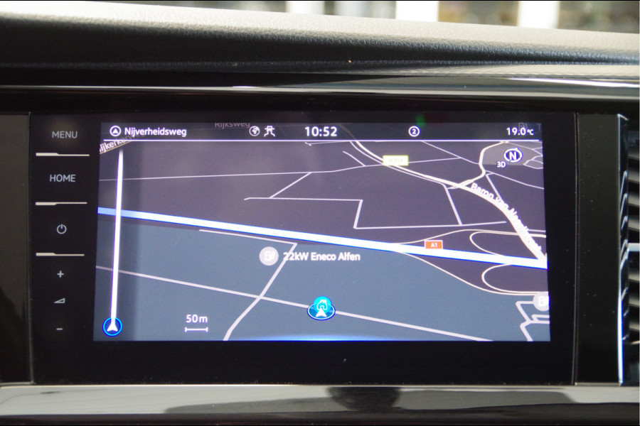 Volkswagen Transporter 2.0 TDI L2 BULLI 150PK AUT. LED, 2X SCHUIFDEUR, ADAPT. CRUISE, DIGITAL COCKPIT, STOELVERWARMING, APPLE CARPLAY