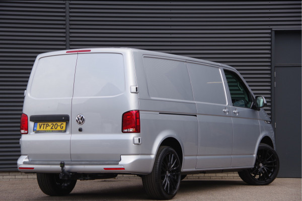 Volkswagen Transporter 2.0 TDI L2 BULLI 150PK AUT. LED, 2X SCHUIFDEUR, ADAPT. CRUISE, DIGITAL COCKPIT, STOELVERWARMING, APPLE CARPLAY